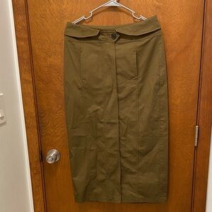 Zara Olive Green Women's Skirt size medium, NWT